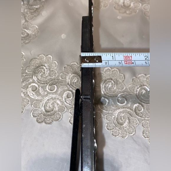 3/55$Vintage Table Top sturdy silver metal picture frame with leaves pattern 4x6 - Picture 10 of 12